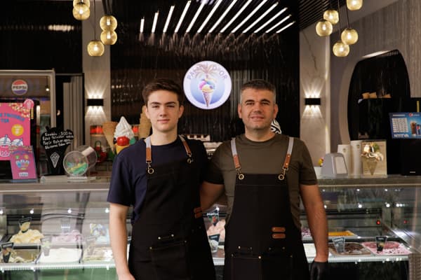 Fagylalt fogyasztás, családi hangulat, Budapest legjobb fagylaltja
